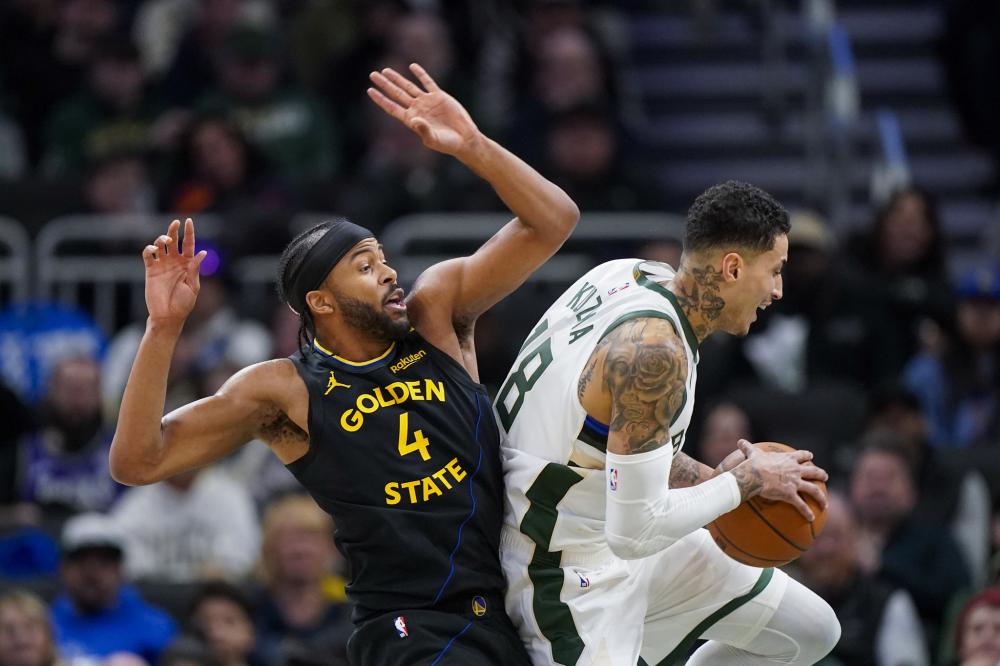 两队的进攻 两队的进攻